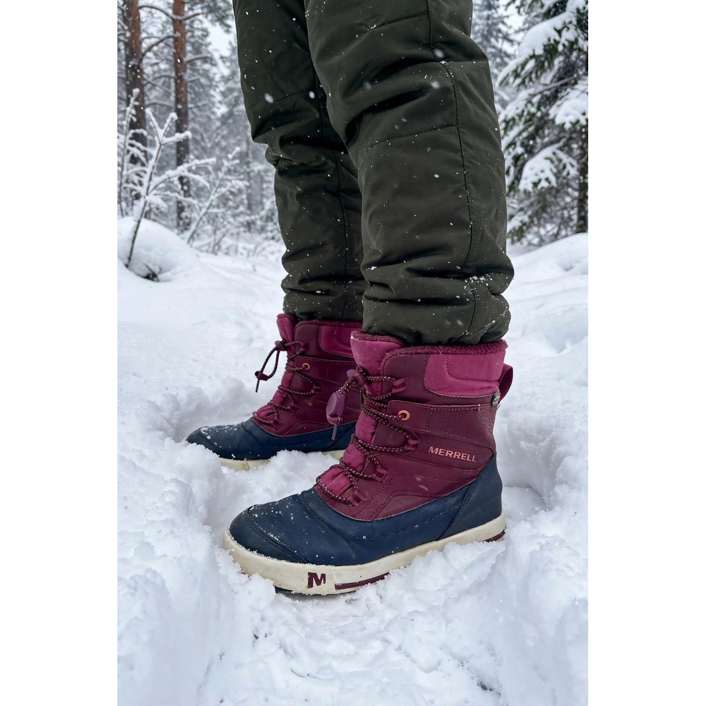 Merrell Womens 4 Medium Snow Bank 2.0 Waterproof Winter Boots Burgundy Navy